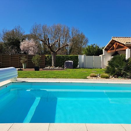 Chambre D Hote La Riviere 45M2 Jardin Et Piscine Aigrefeuille-dʼAunis Eksteriør billede